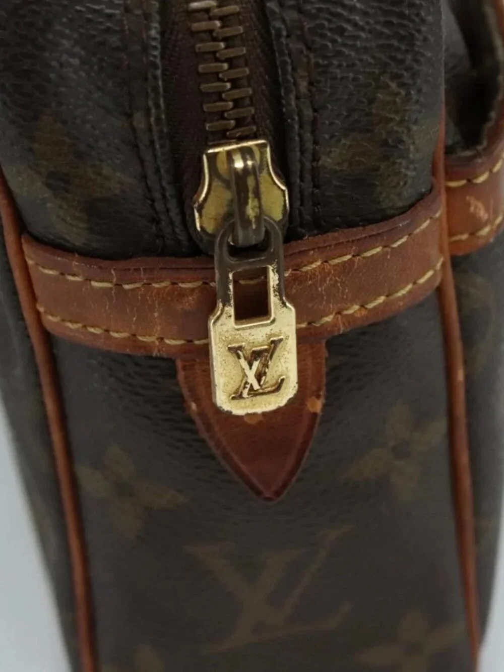 LOUIS VUITTON Monogram Compiegne 23 Clutch Bag M51847 LV Auth